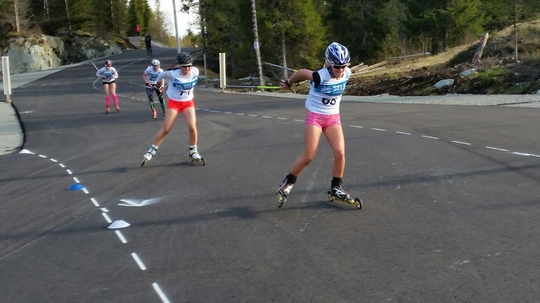 Ragnhild i spurtduell med Alise